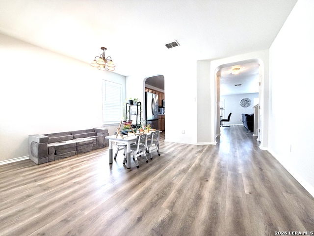 Image 4 of 48 For 422 Abigail  