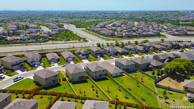 Image 21 of 21 For 227 American Robin