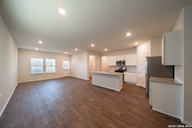 Image 3 of 21 For 227 American Robin