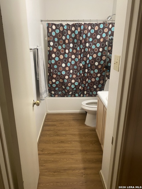 Image 9 of 11 For 8962 Branding