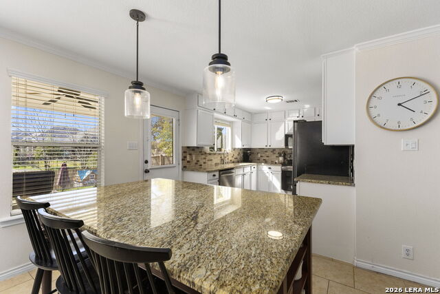 Image 16 of 34 For 257 Michelle Ln