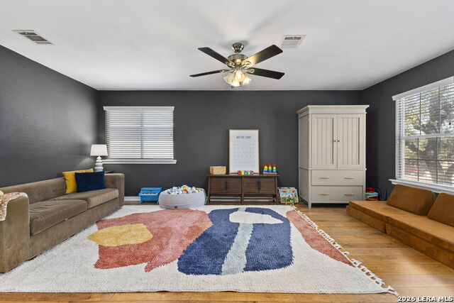 Image 23 of 34 For 257 Michelle Ln