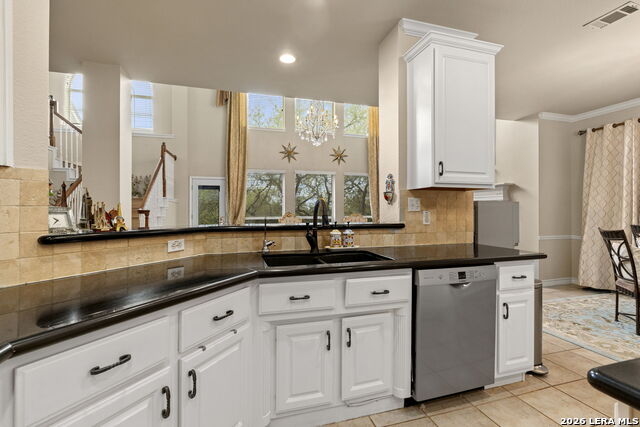 Image 20 of 53 For 38 Cellini  