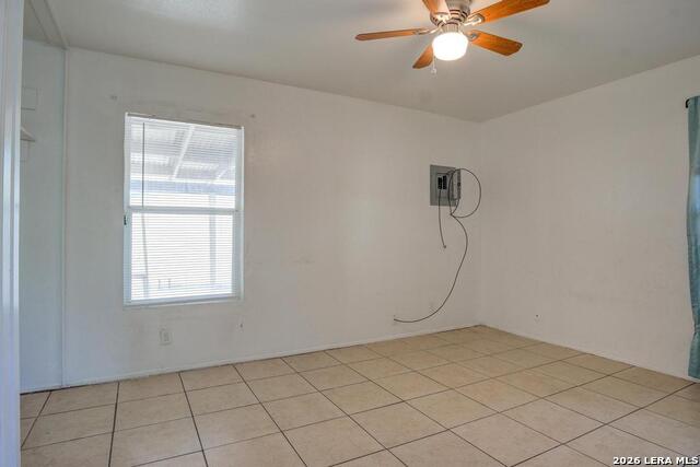 Image 9 of 28 For 5434 Plumtree Dr