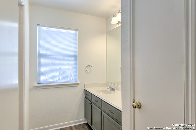 Image 28 of 34 For 7423 Belmont Pl