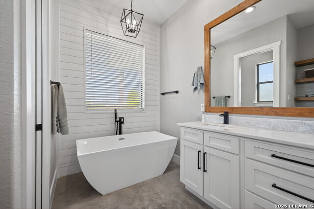 Listing photo id 25 for 2493 County Road 4713