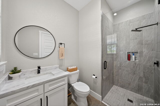 Listing photo id 29 for 2493 County Road 4713