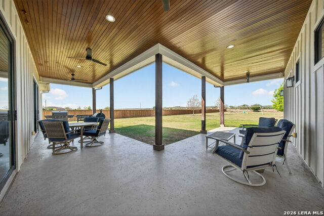 Listing photo id 37 for 2493 County Road 4713
