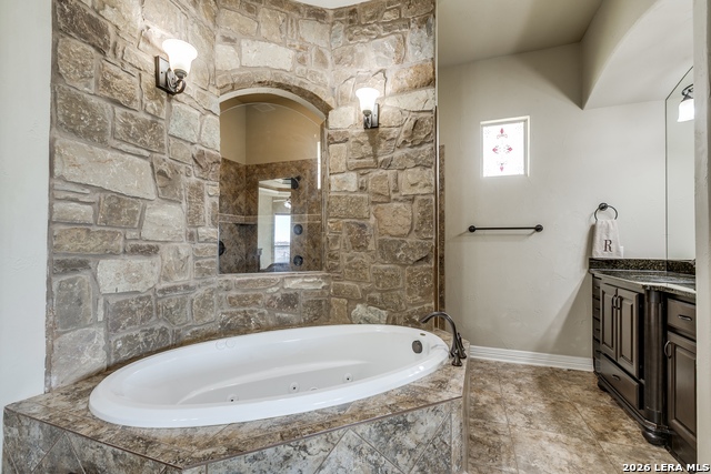 Image 19 of 41 For 18014 Granite Hill