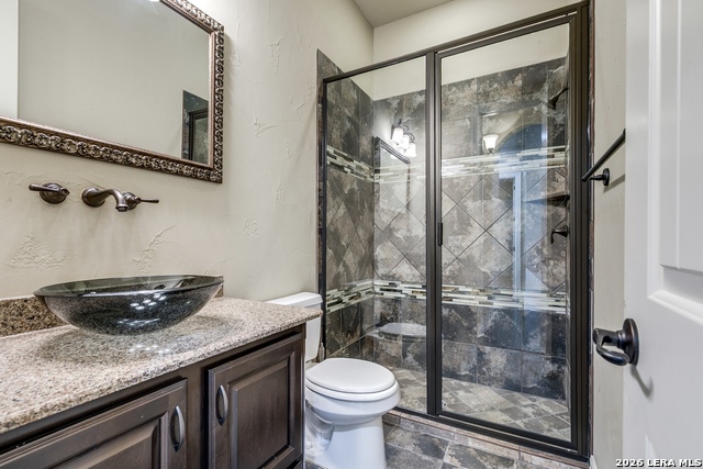 Image 22 of 41 For 18014 Granite Hill