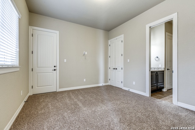 Image 23 of 41 For 18014 Granite Hill