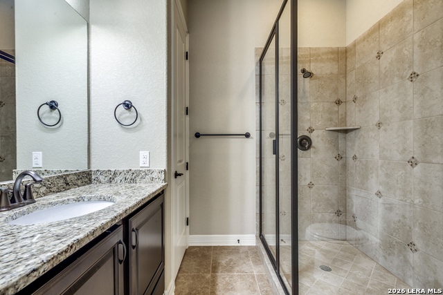 Image 25 of 41 For 18014 Granite Hill