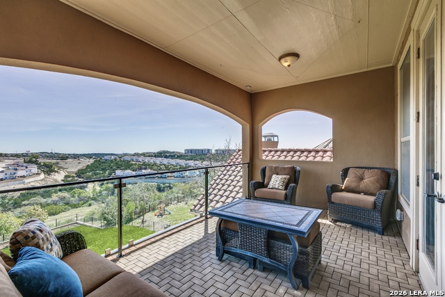 Image 29 of 41 For 18014 Granite Hill