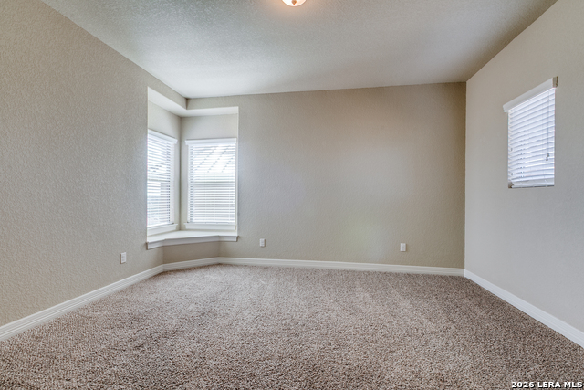 Image 31 of 41 For 18014 Granite Hill