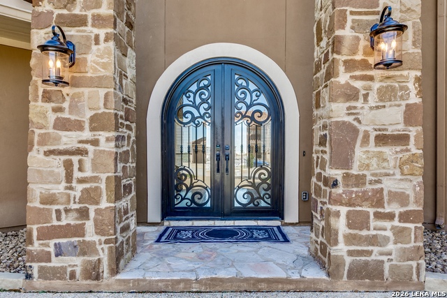 Image 7 of 41 For 18014 Granite Hill