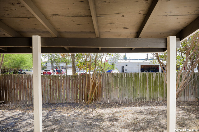 Image 24 of 29 For 7506 Lincoln Village