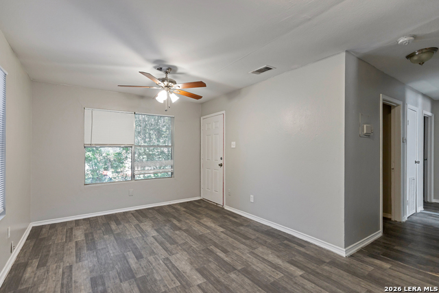 Image 15 of 17 For 1655 Amanda  