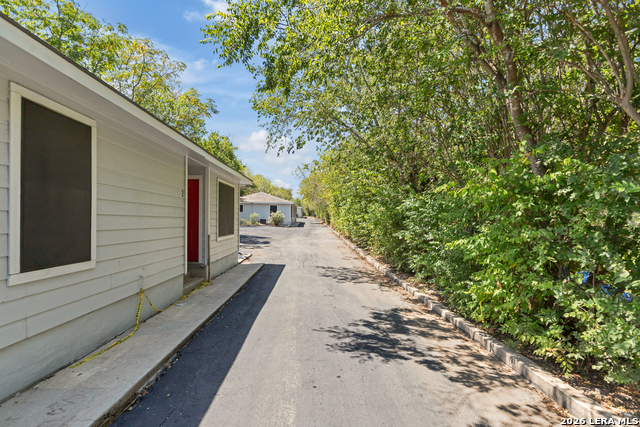 Image 3 of 17 For 1655 Amanda  