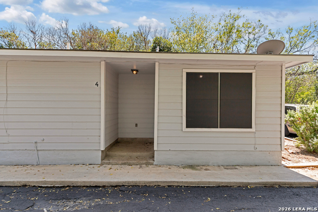 Image 6 of 17 For 1655 Amanda  