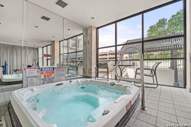 Image 38 of 41 For 7701 Wurzbach  1802