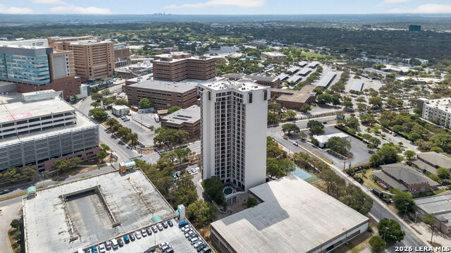 Image 4 of 41 For 7701 Wurzbach  1802