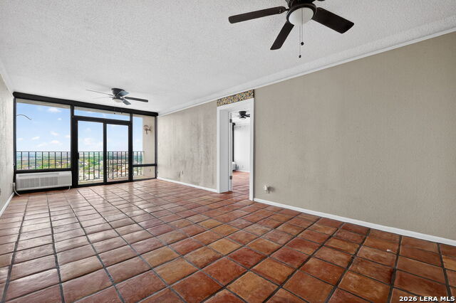 Image 8 of 41 For 7701 Wurzbach  1802