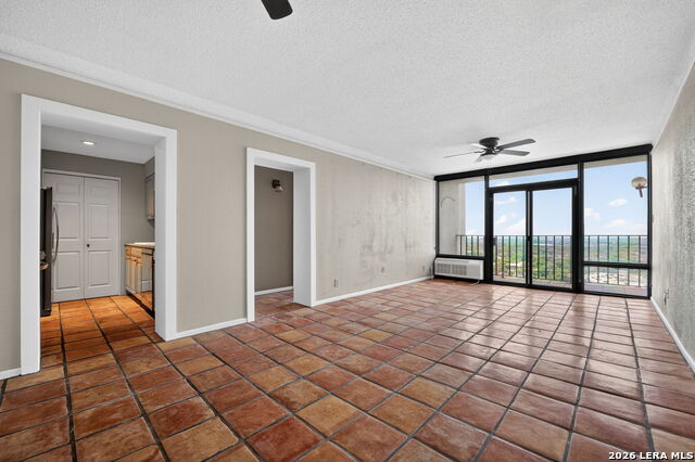 Image 9 of 41 For 7701 Wurzbach  1802