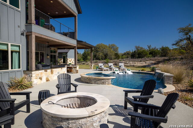 Listing photo id 10 for 260 Bear Creek
