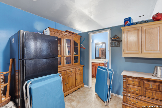 Image 25 of 34 For 2145 Fm 2504