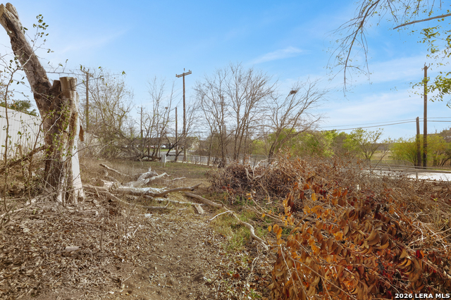 Image 29 of 39 For 428 Koehler  