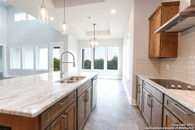 Details for 1314 Clayton Nolen, Horseshoe Bay, TX 78657