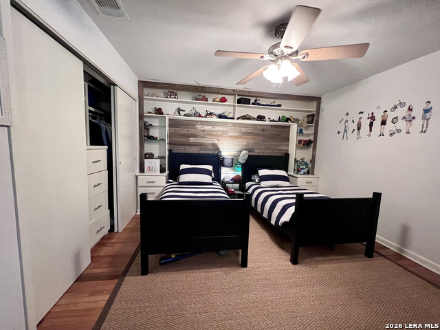 Image 15 of 23 For 211 Robinhood