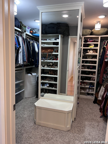 Image 23 of 23 For 211 Robinhood