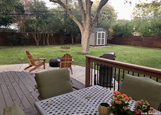 Image 3 of 23 For 211 Robinhood