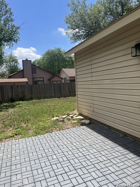 Image 13 of 15 For 9358 Village Lance