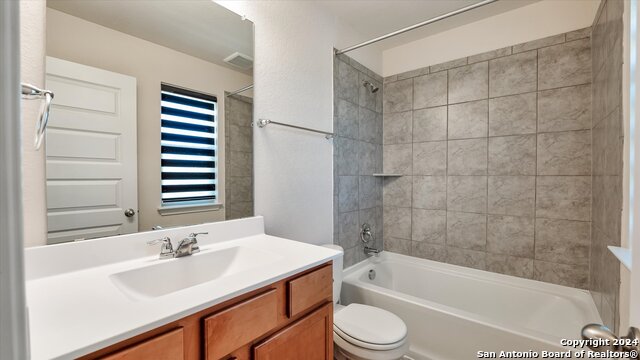 Image 33 of 38 For 2514 Castello Way