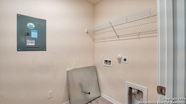 Image 35 of 38 For 2514 Castello Way