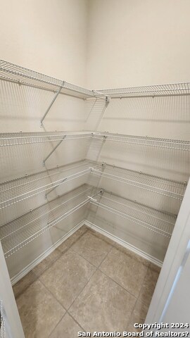 Image 8 of 36 For 6806 Prue Rd  22