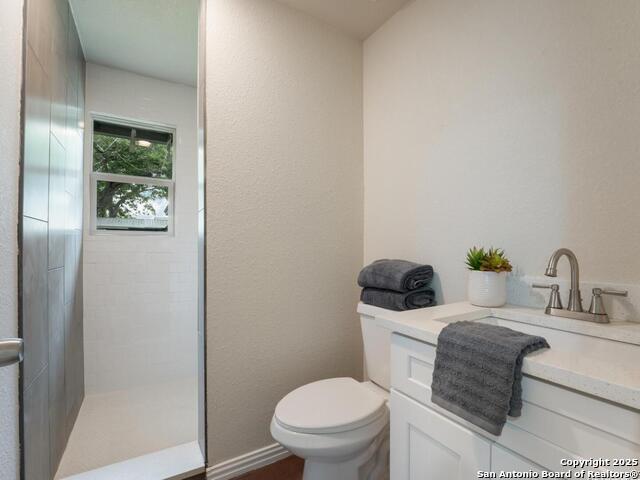 Image 8 of 18 For 10246 Loop 106