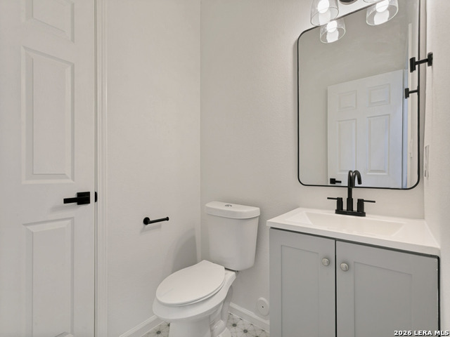 Image 23 of 32 For 151 Vine St  