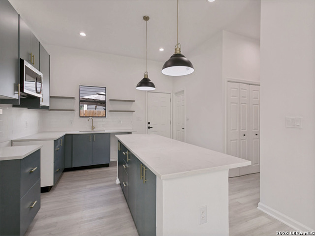 Image 26 of 32 For 151 Vine St  