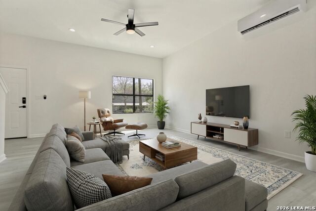 Image 5 of 32 For 151 Vine St  