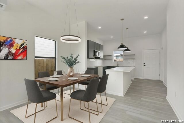 Image 7 of 32 For 151 Vine St  