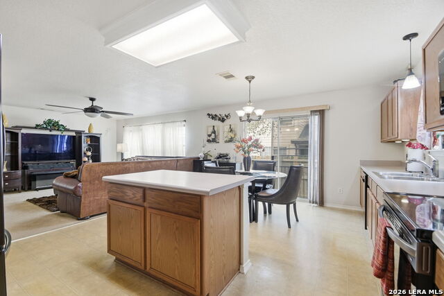 Image 12 of 28 For 87 Booker Palm