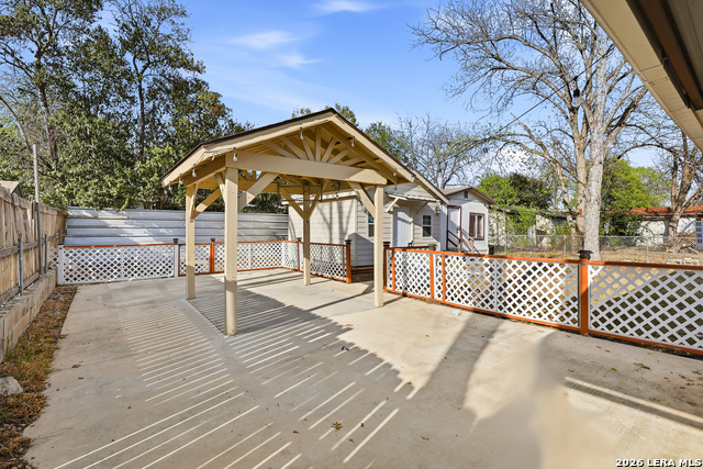 Image 20 of 29 For 131 Willee  