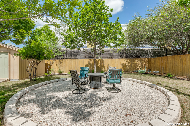 Listing photo id 15 for 6365 Stable Farm