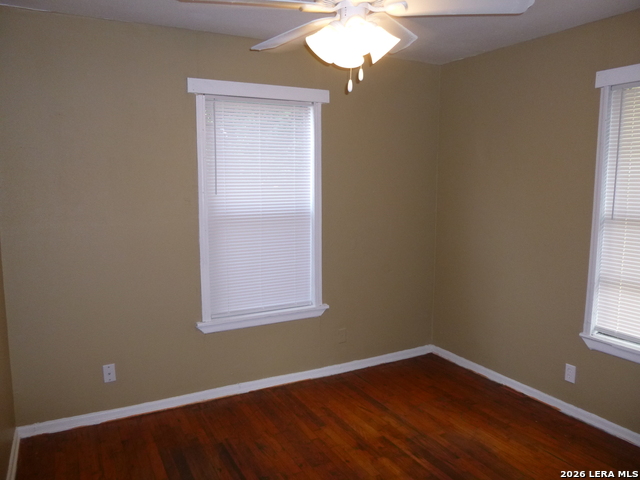 Image 20 of 22 For 1222 Gardina