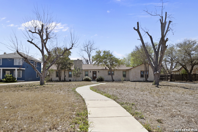 Image 7 of 9 For 138 Greenlawn