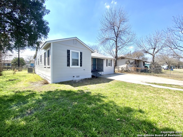 Image 17 of 36 For 178 Sweetbriar