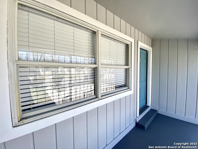 Image 2 of 36 For 178 Sweetbriar